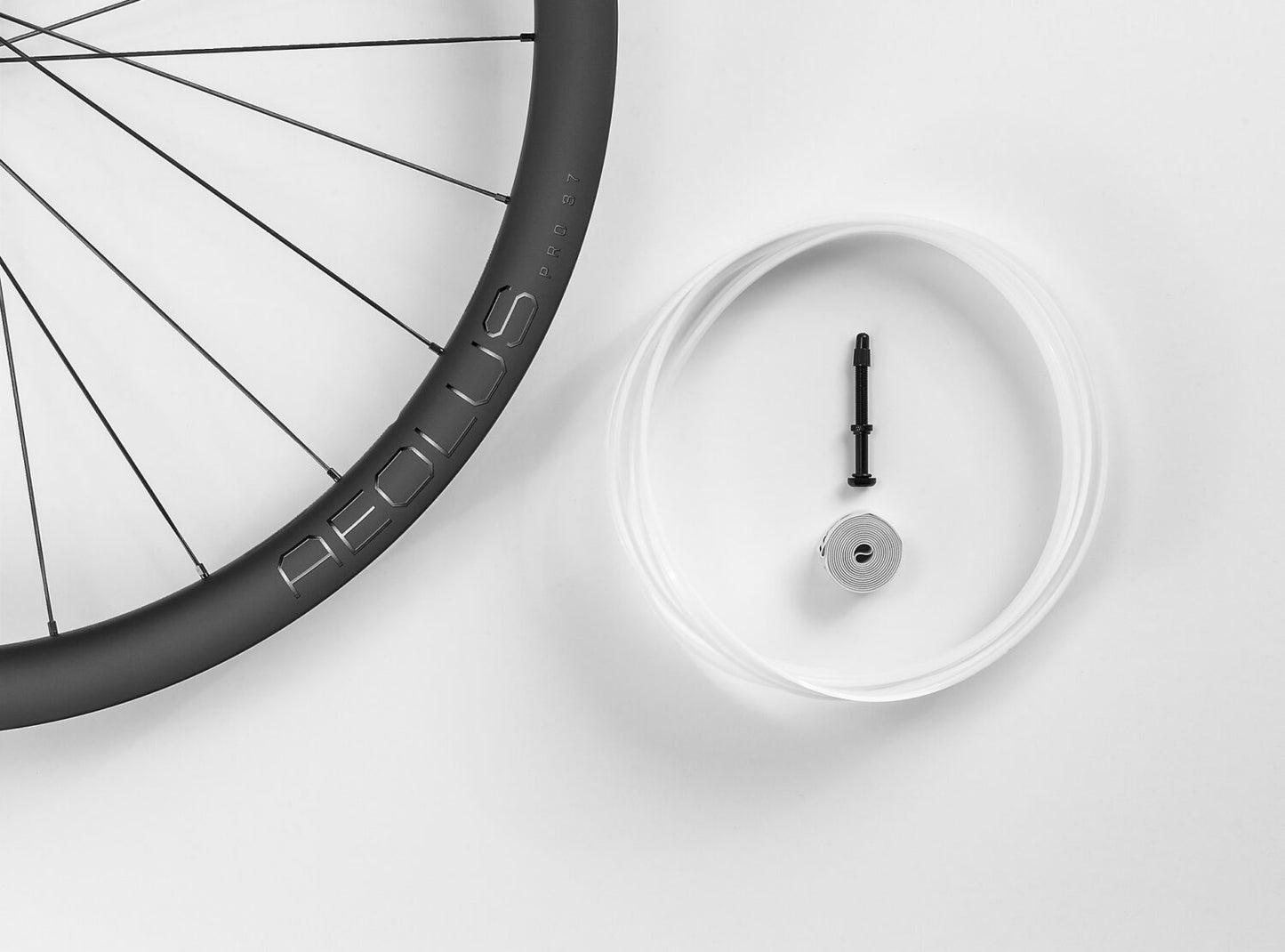 SET RUOTE BONTRAGER AEOLUS PRO CARBON 37 TLR DISC