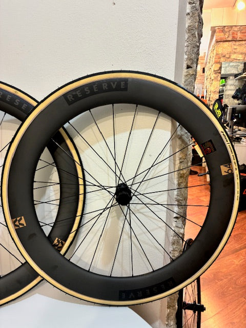 Set di Ruote Corsa Reserve 57-64 Mozzo DT240